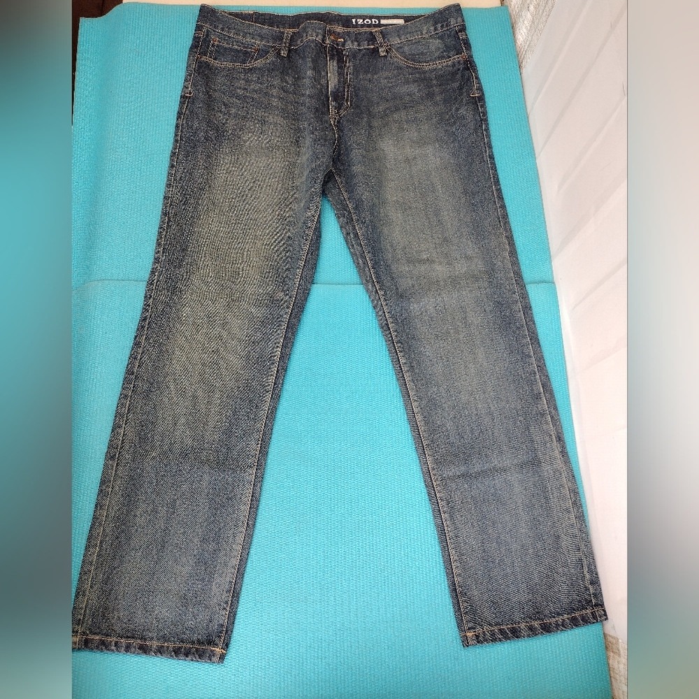 IZOD Men's Slim Straight Fit Denim Jeans Blue Distressed 40x32